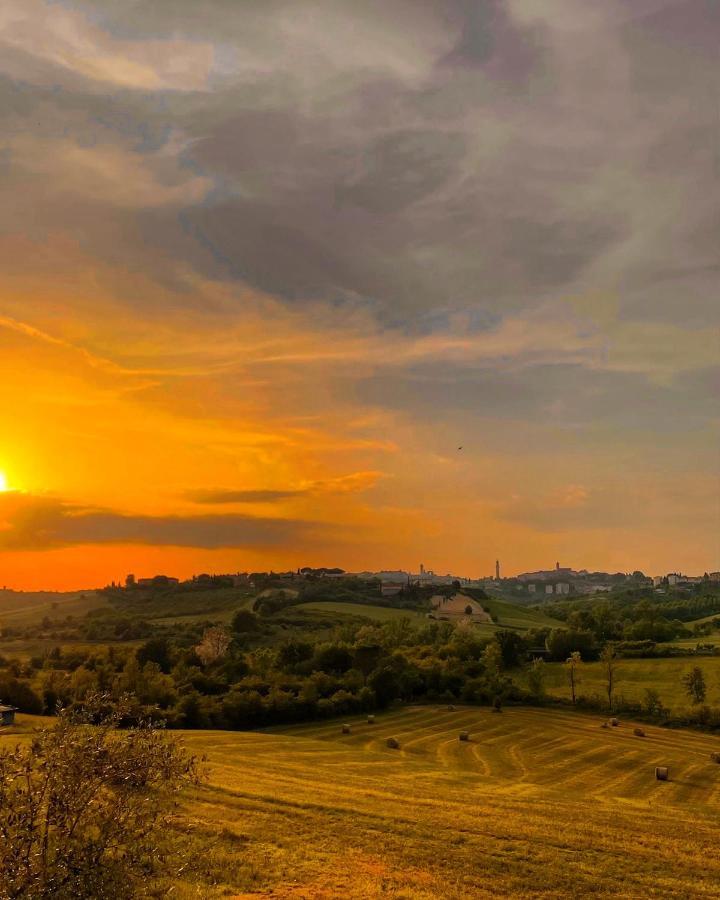 Agriturismo La Corte Del Sole 시에나 외부 사진