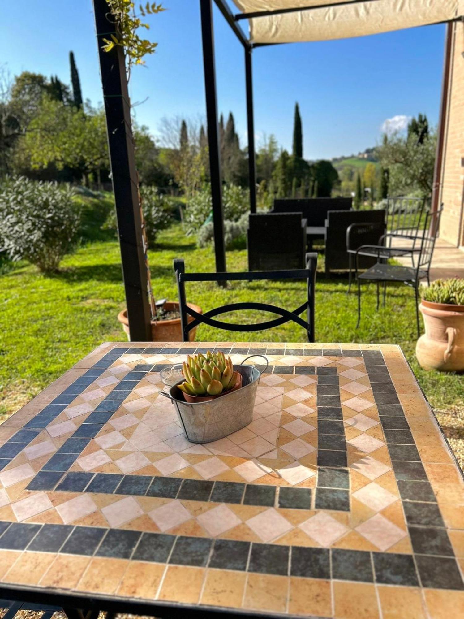 Agriturismo La Corte Del Sole 시에나 외부 사진