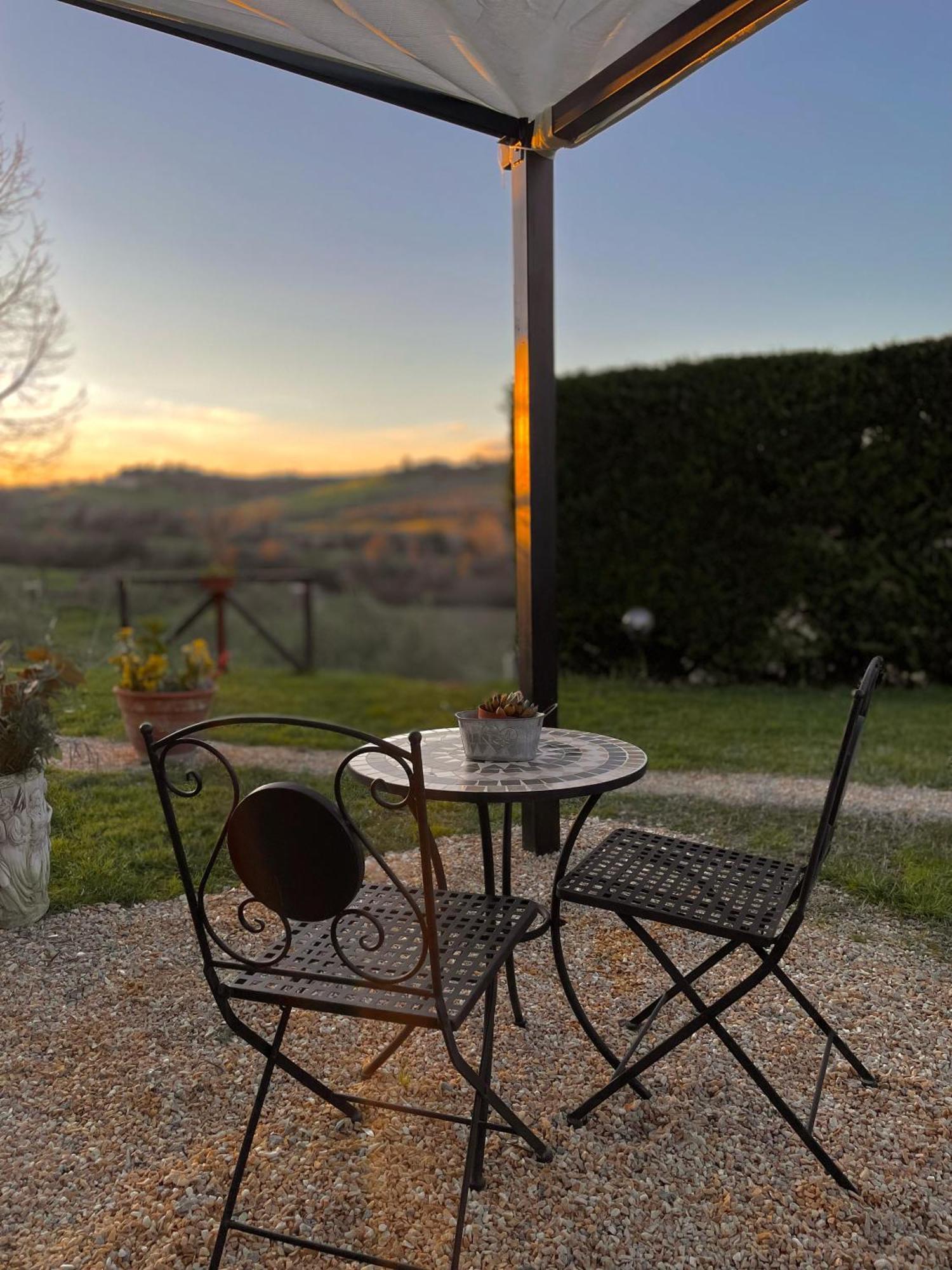 Agriturismo La Corte Del Sole 시에나 외부 사진